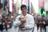 Carlos Alcaraz with the 2022 US Open trophy.